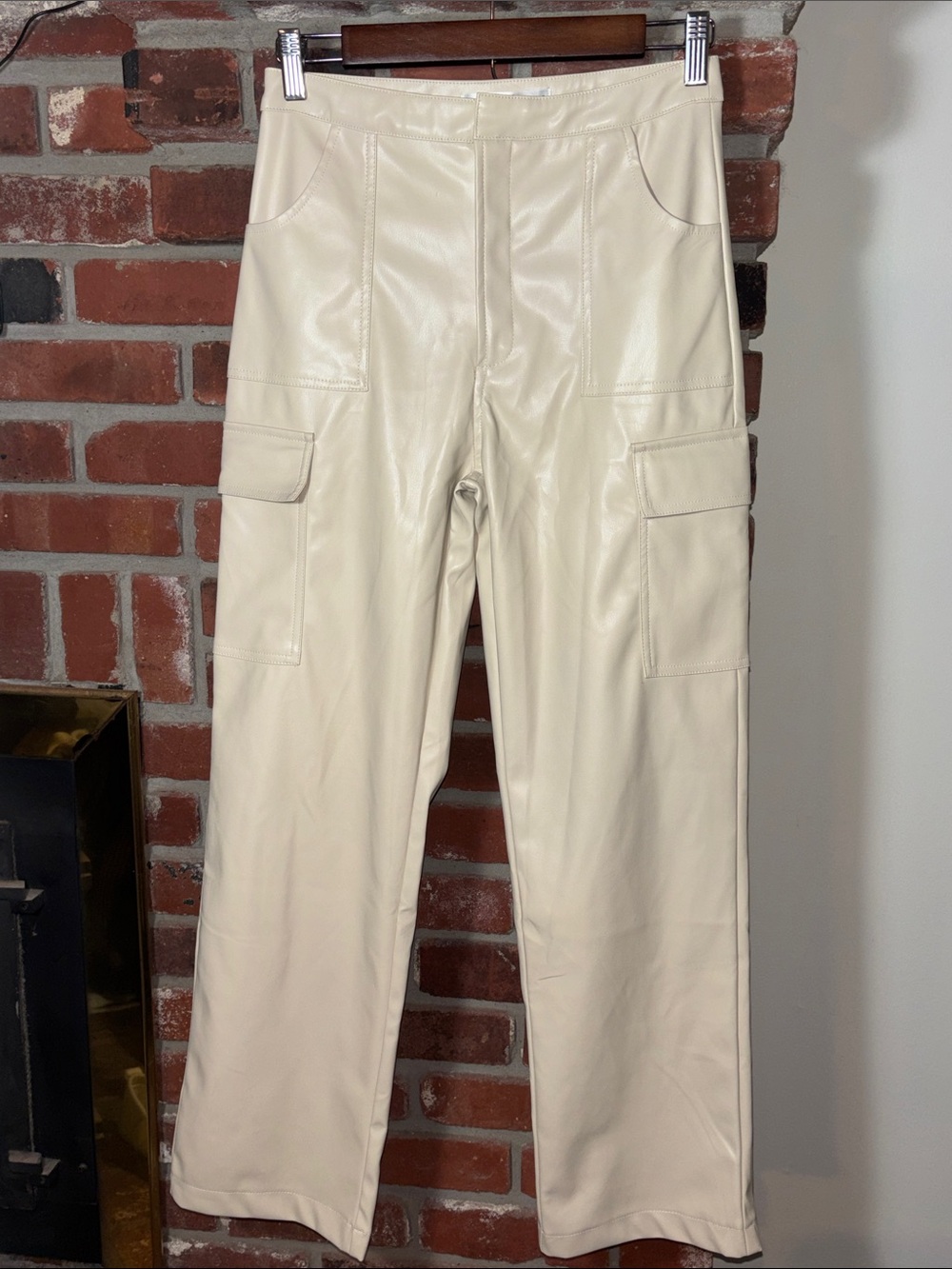 NWOT Salty // Faux Leather Cargo Wide Leg Pants Women’s Size Small